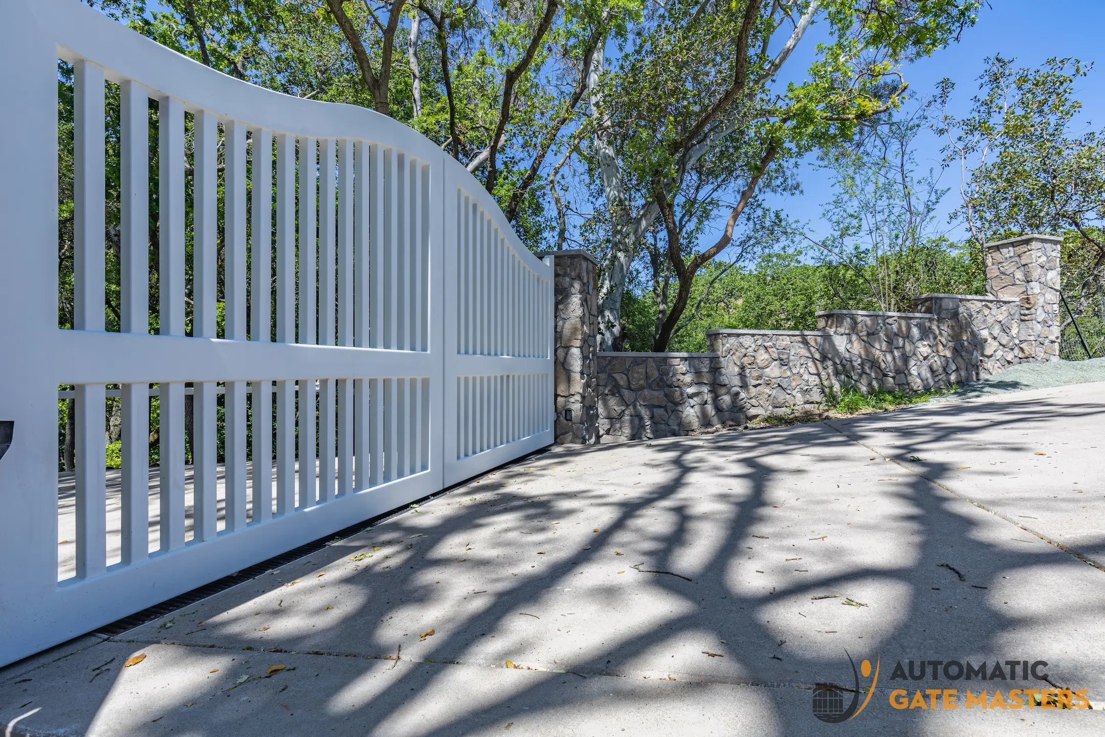 Custom white double-swing driveway gate, Lafayette CA