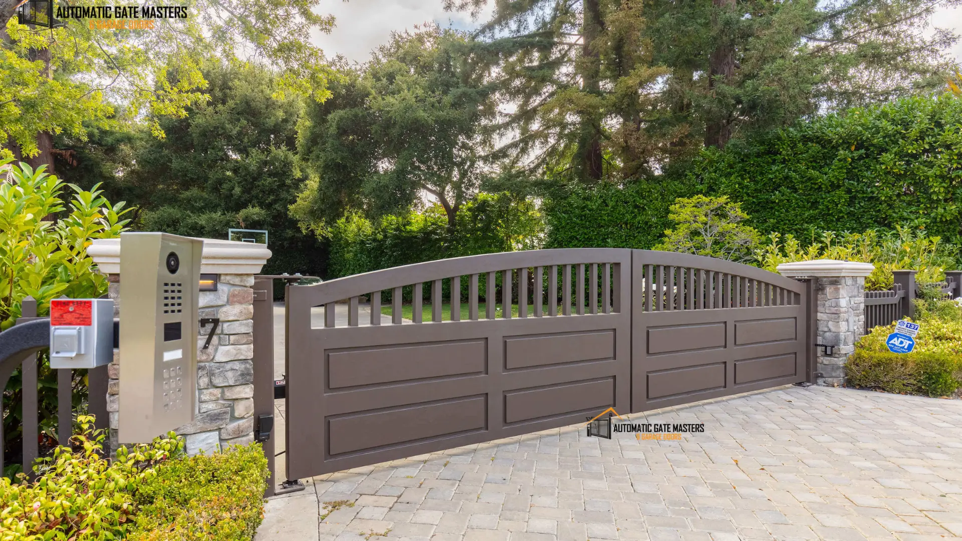Modern dual swing gate with smart access control in Palo Alto